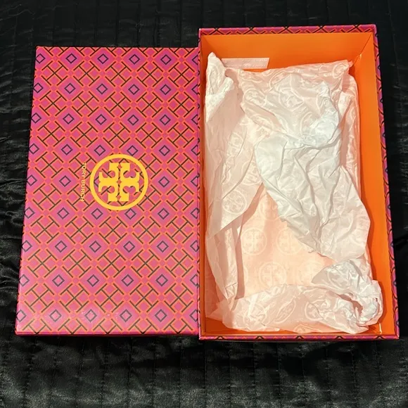 Tory Burch Black/Gold Metal Miller Sandals size 7.5 NEW!
