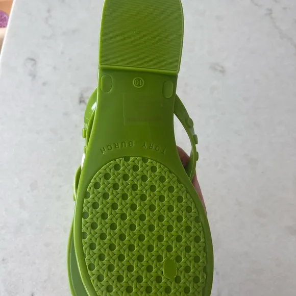 TORY BURCH CANDY APPLE GREEN JELLY SANDALS!! New!! Size 10