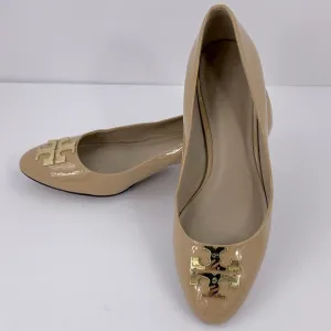 TORY BURCH, TORY BEIGE RALEIGH PUMPS, WITH GOLS LOGO, 1.5 INCH HEELS, SIZE 8-C