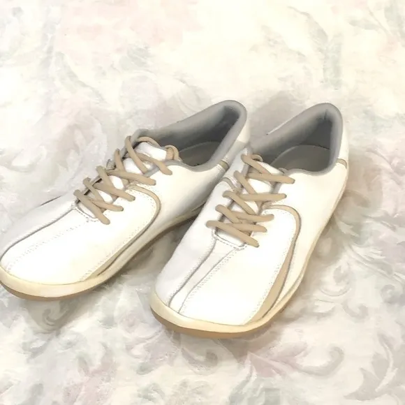 True Linkswear True Isis Women’s Leather Golf Shoes - White/Prosecco size 10