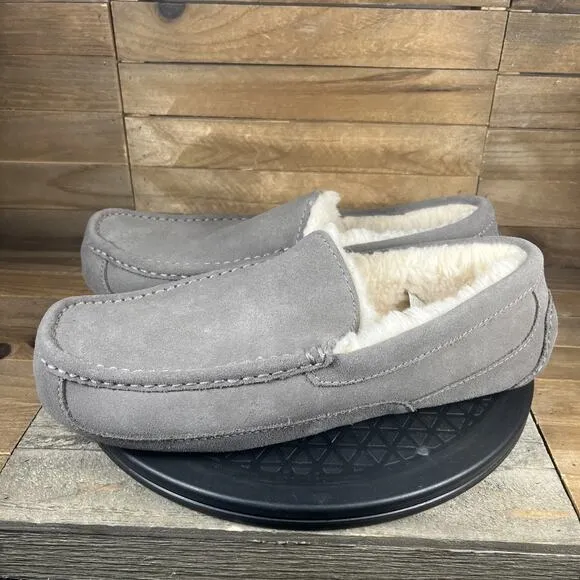 UGG Australia Mens Size 11 Ascot Gray Suede Closed Toe Slip On Slipper Shoes