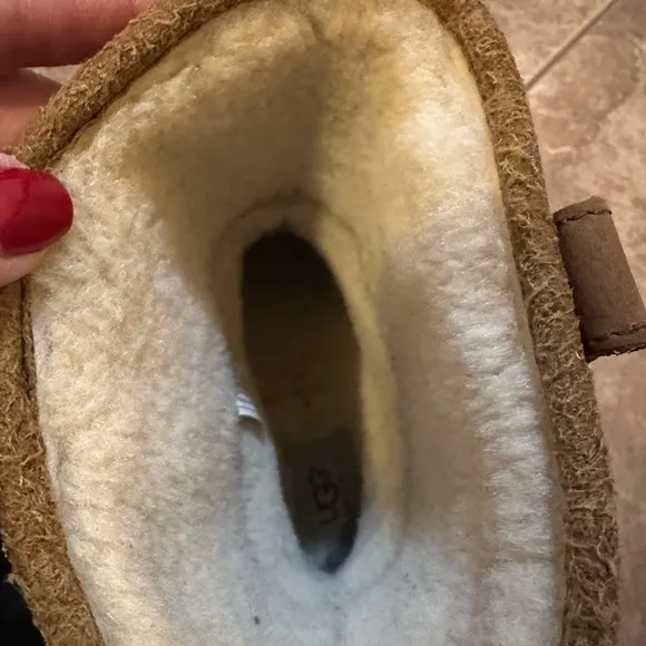 UGG Kid’s K Redwood Boots
