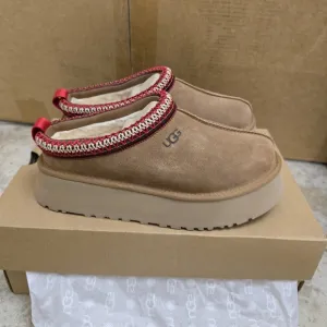 UGG Women's Tazz Slipper Shoes