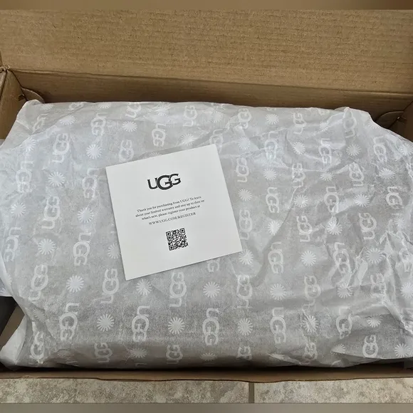 UGG Women's Tazz Slipper Shoes