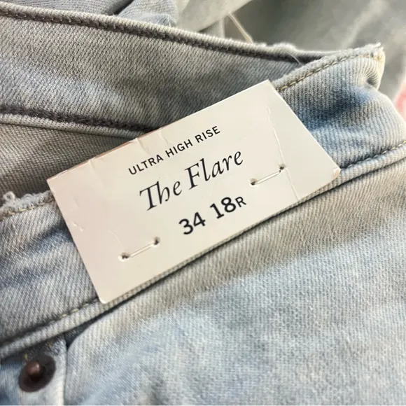 Ultra High Rise Light Wash Flare Jeans Size 18R NWT Y2K Vintage Fit 34” Inseam