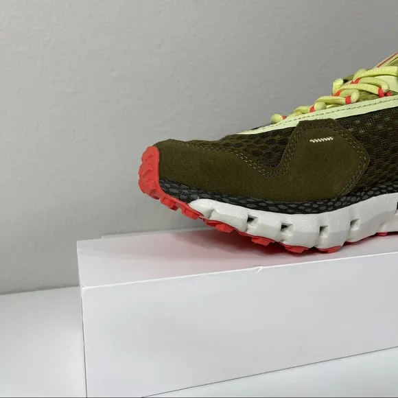 UNDER ARMOUR UA HOVR SUMMIT SPORTSTYLE WOMENS HIKING SHOES SIZE 7.5 MENS 6 RUNNI