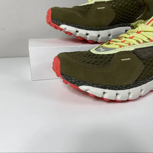 UNDER ARMOUR UA HOVR SUMMIT SPORTSTYLE WOMENS HIKING SHOES SIZE 7.5 MENS 6 RUNNI