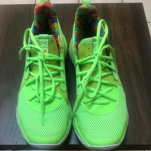 Under Armour x Stephen Curry 7 Sour Patch Kids Youth Lime Green Basketball Shoes