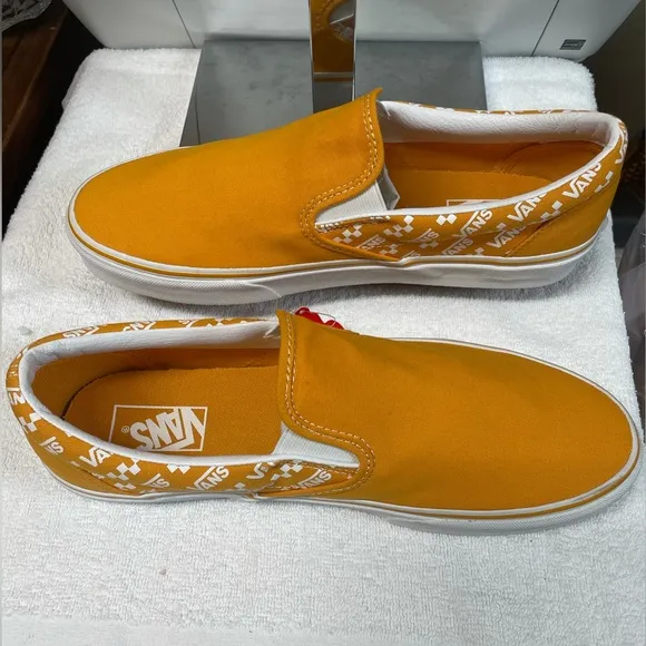 Vans Classic Slip On Logo Repeat
