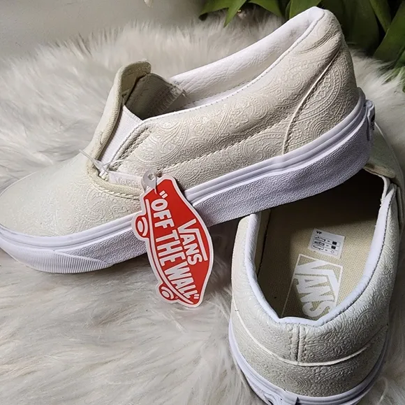 Vans Classic Slip-On Princess Paisley Bone Women Shoes size7 new