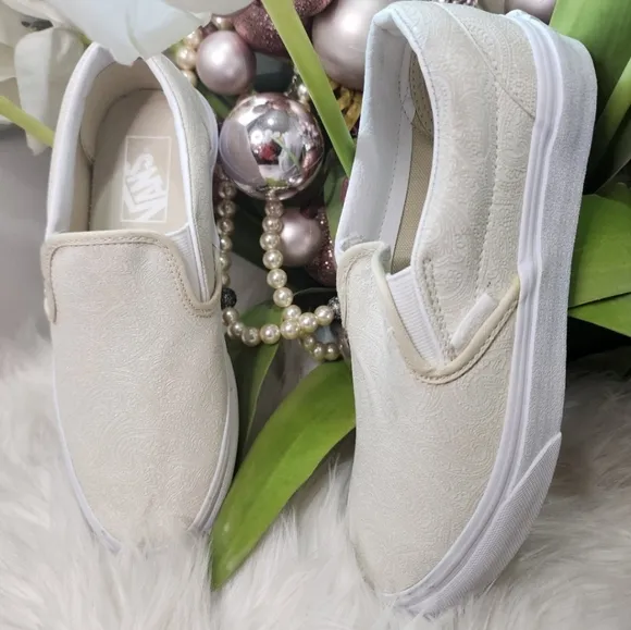 Vans Classic Slip-On Princess Paisley Bone Women Shoes size7 new