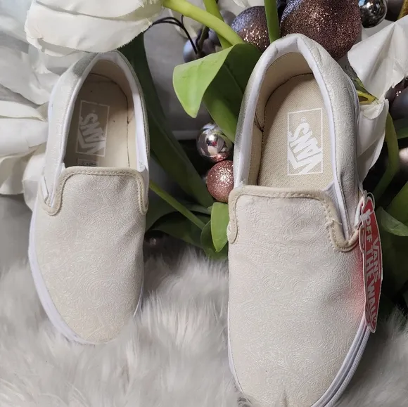 Vans Classic Slip-On Princess Paisley Bone Women Shoes size7 new