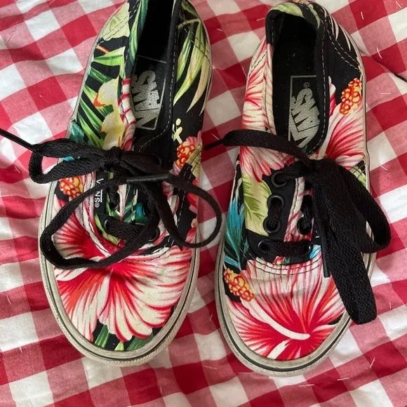 VANS Off The Wall Lace-Ups  Shoes Tropical Kids Size 10.5 US