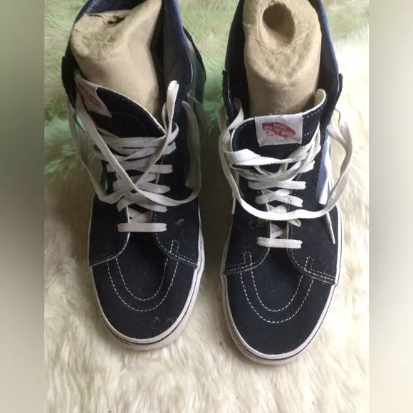 VANS TENNIS SHOES