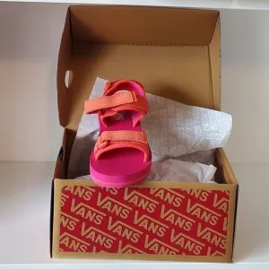 VANS tri-lock sandals