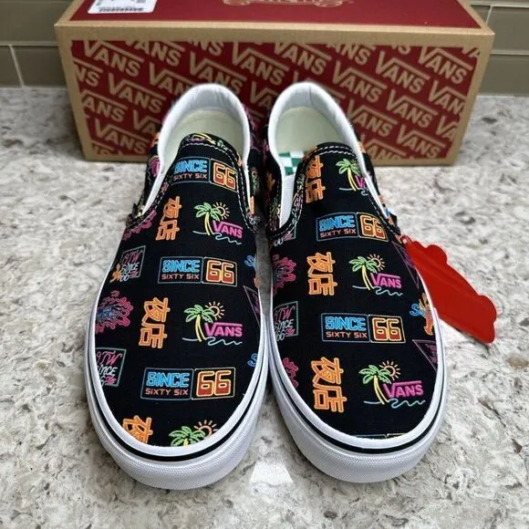 Vans Men's Market Classic Slip-On Skate Shoes