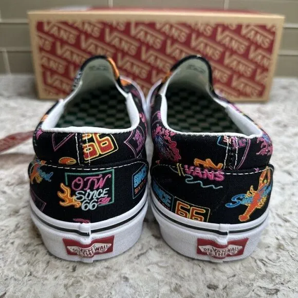 Vans Men's Market Classic Slip-On Skate Shoes
