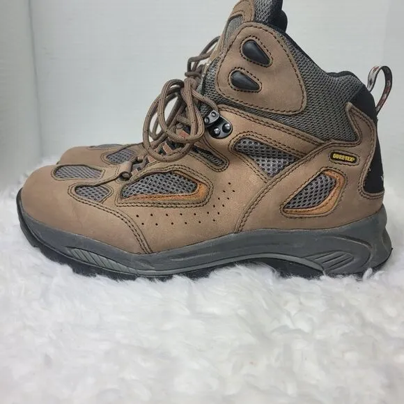 Vasque  Gore-tex Mens Boot Size 10 Vibram Sole Hiking Brown Suede Shoes