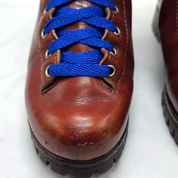 Vasque Vintage Leather Hide Brown Rugged Hiking Boots Womens 8.5 GUC