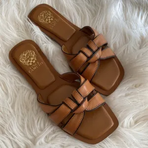 VINCE CAMUTO leather sandals