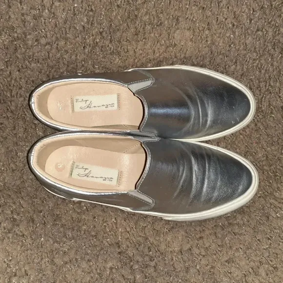 VINTAGE HAVANA 1954-Silver Uppers-Silver Studs-White Soles-Sz 8-Near Mint