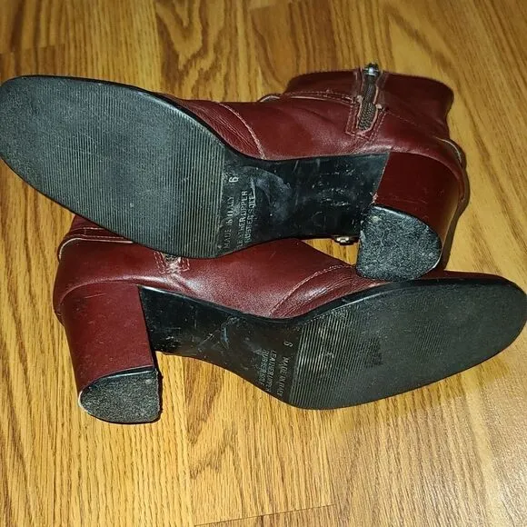 Vintage 1970s burgundy leather chelsea boots horse bit