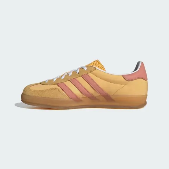 W13 / M12 - [NEW] Women's adidas Gazelle Indoor Shoes 'Semi Spark' IE2959