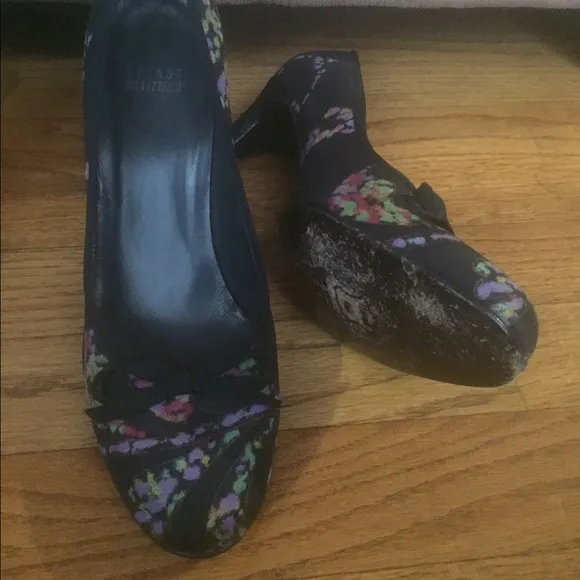 Weitzman Black Floral Pattern Shoes &amp; Purse