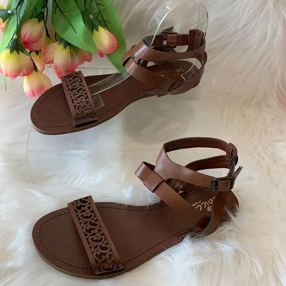 Woman’s Brown Gladiator Sandals