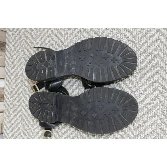 Women Black Sandals - 8 - W/Gold Accents