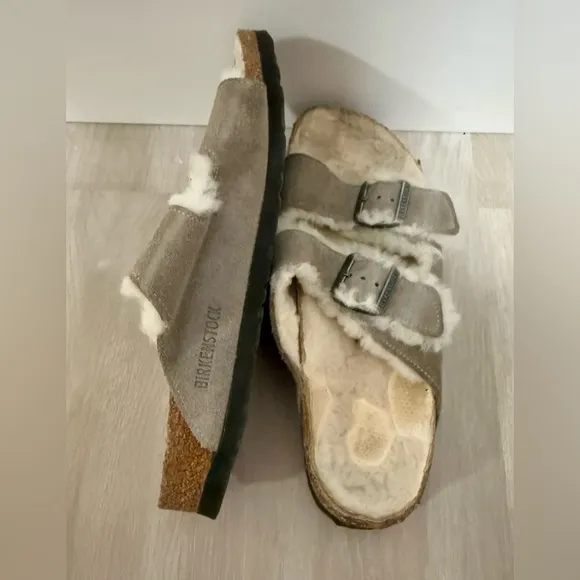 Womens Birkenstock Arizona Sz 41 US 10 Sherpa Fur Suede Shearling Sandals
