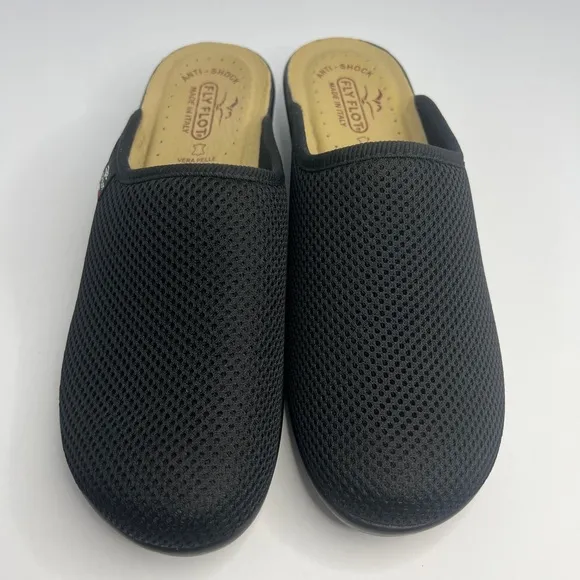 Womens Fly Flot Black Slipper Shoes Size 7.5US / 39 Euro