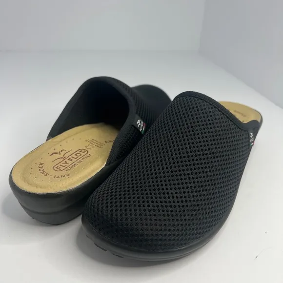 Womens Fly Flot Black Slipper Shoes Size 7.5US / 39 Euro