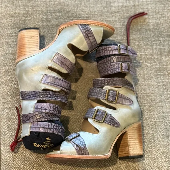Women’s Freebird Bond Sandals