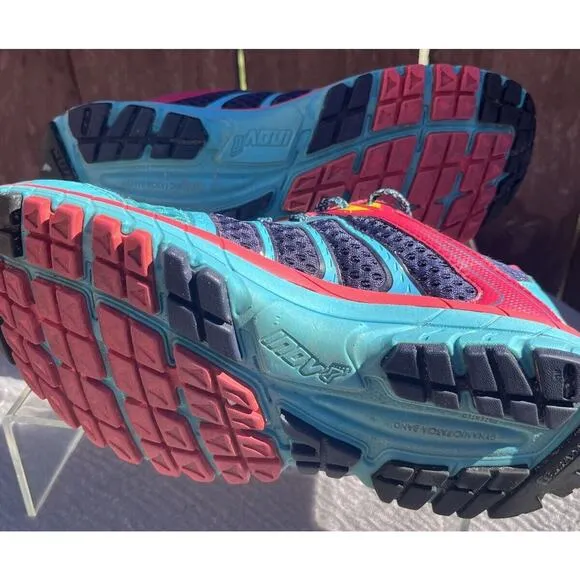 Women's Inov8 Teal Hiking RoadClaw275 Athletic Sneaker Size 7.5