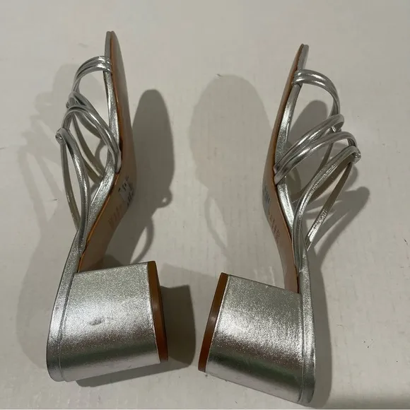 Women’s Schutz Princey Strappy Metallic Silver Leather Sandals Size 9.5 US!