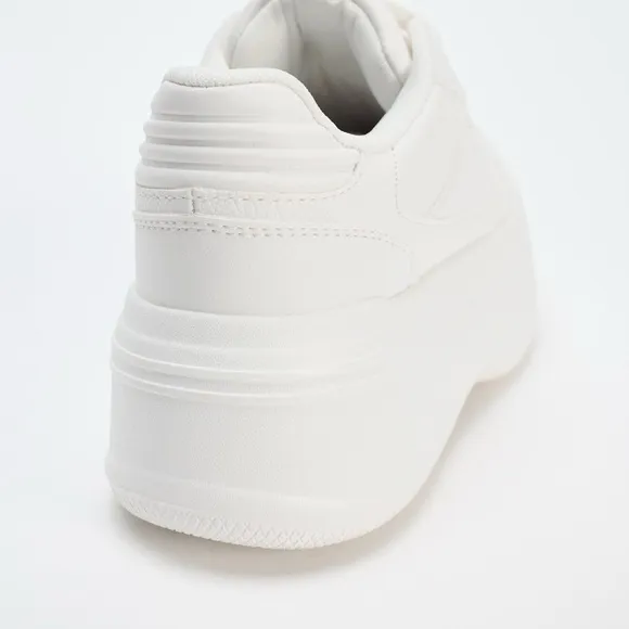 ZARA FLATFORM RUNNING SHOES Stylish White Platform Sneakers bloggers favorite