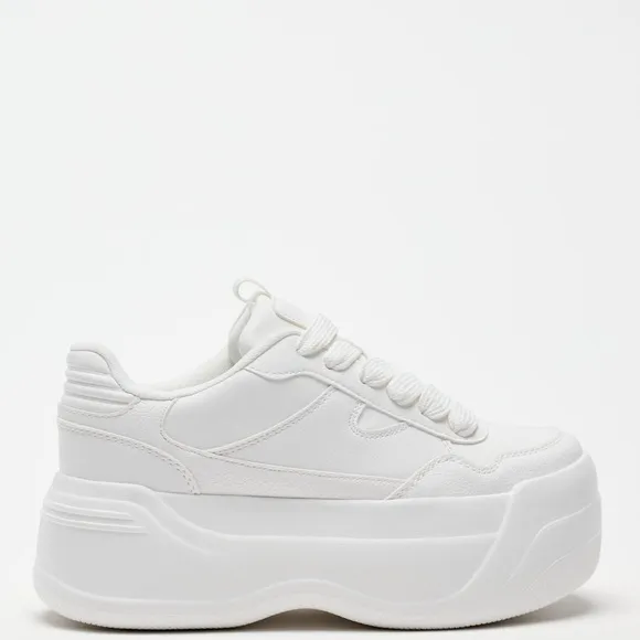 ZARA FLATFORM RUNNING SHOES Stylish White Platform Sneakers bloggers favorite