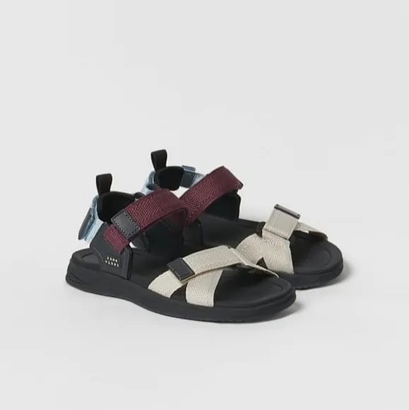 ZARA KIDS TECHNICAL SPORTY SANDALS SIZE 12.5