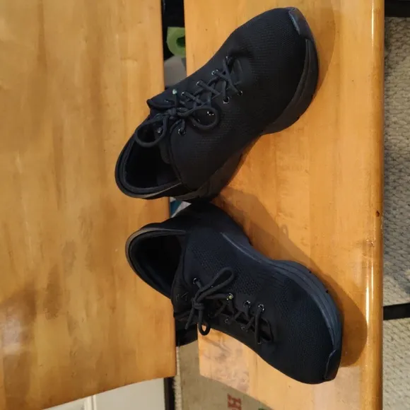 Zeba hands free triple black size 14